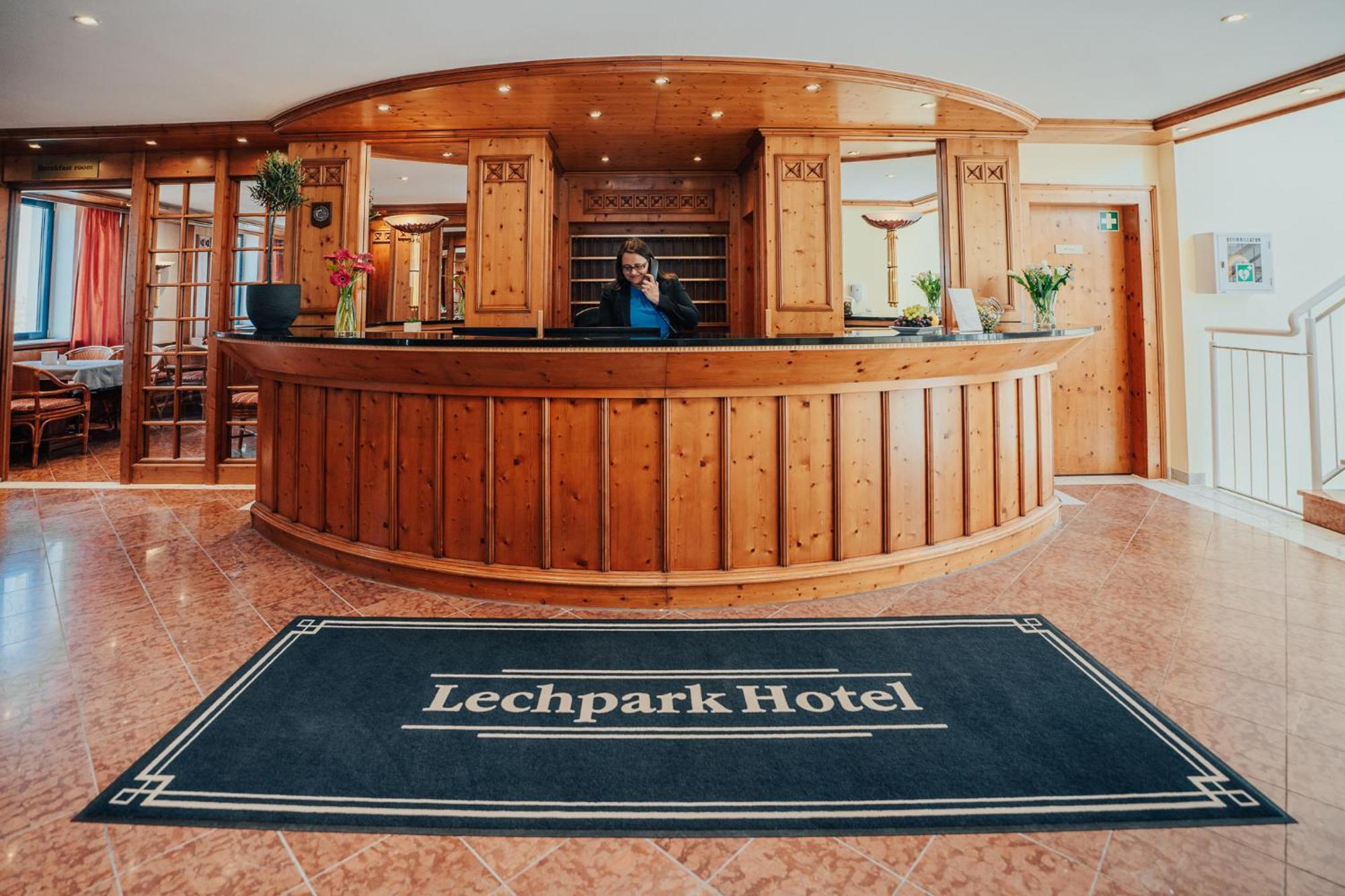 Lechpark Hotel Untermeitingen Exterior photo