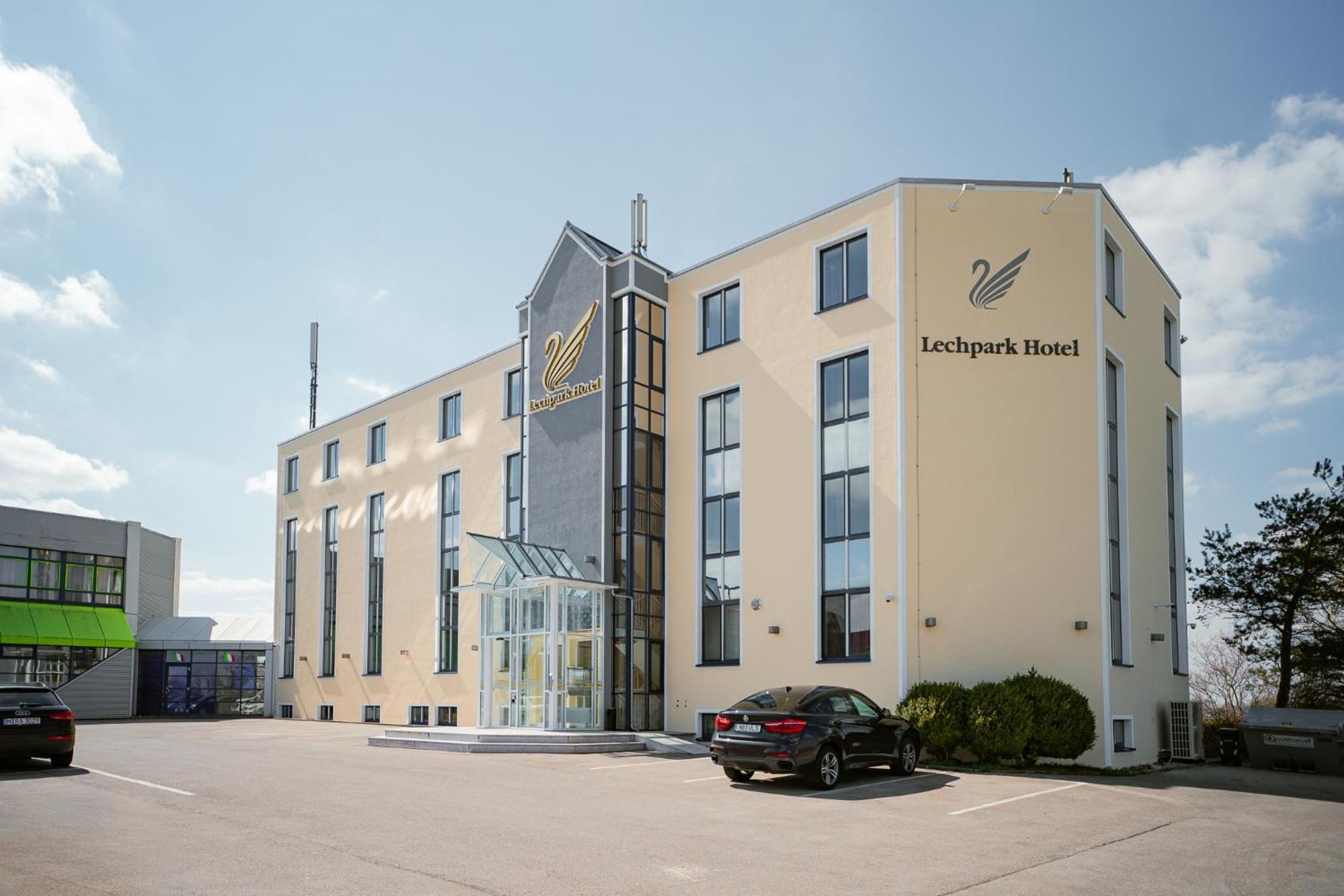 Lechpark Hotel Untermeitingen Exterior photo